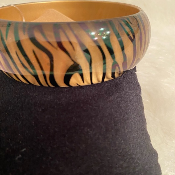 Zebra Animal Print Bangle Bracelet - Picture 3 of 5